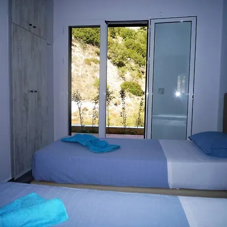 וילה With Outdoor Jacuzzi *