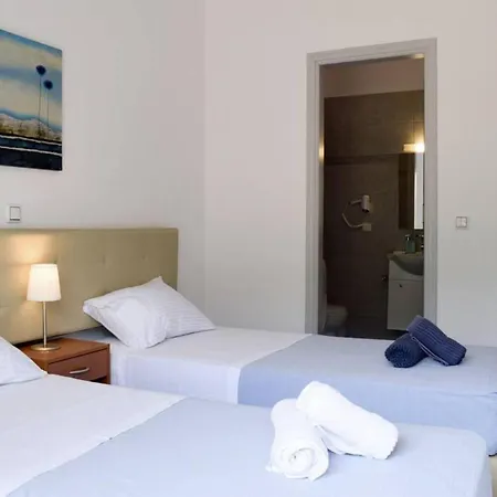 With Outdoor Jacuzzi