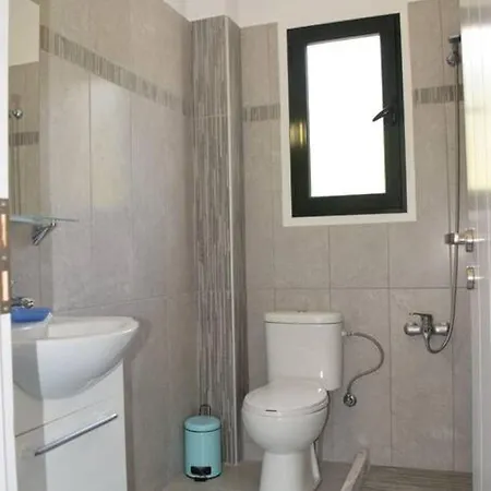 וילה With Outdoor Jacuzzi *