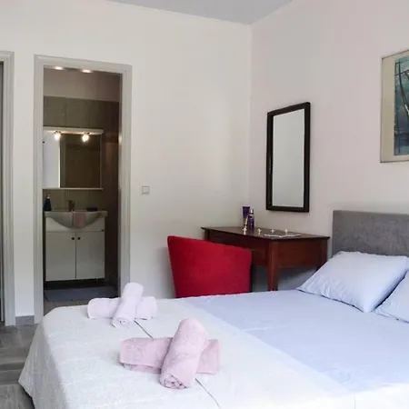 With Outdoor Jacuzzi Divarata