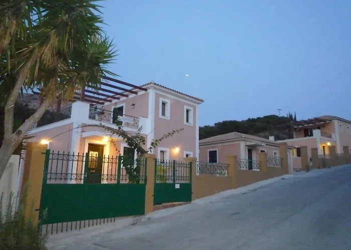 With Outdoor Jacuzzi * Divarata